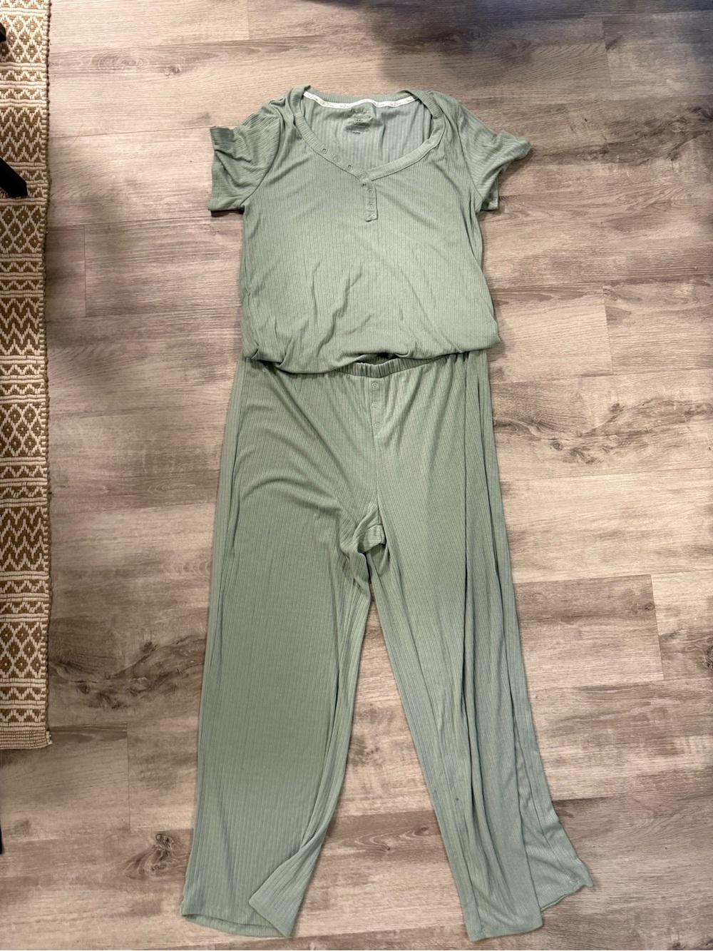 Women's Ribbed Two-Piece Pajama Set - Sage Green
